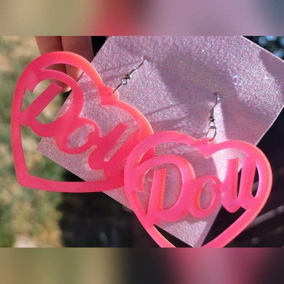 DOLL EARRINGS - Picture 4 of 5